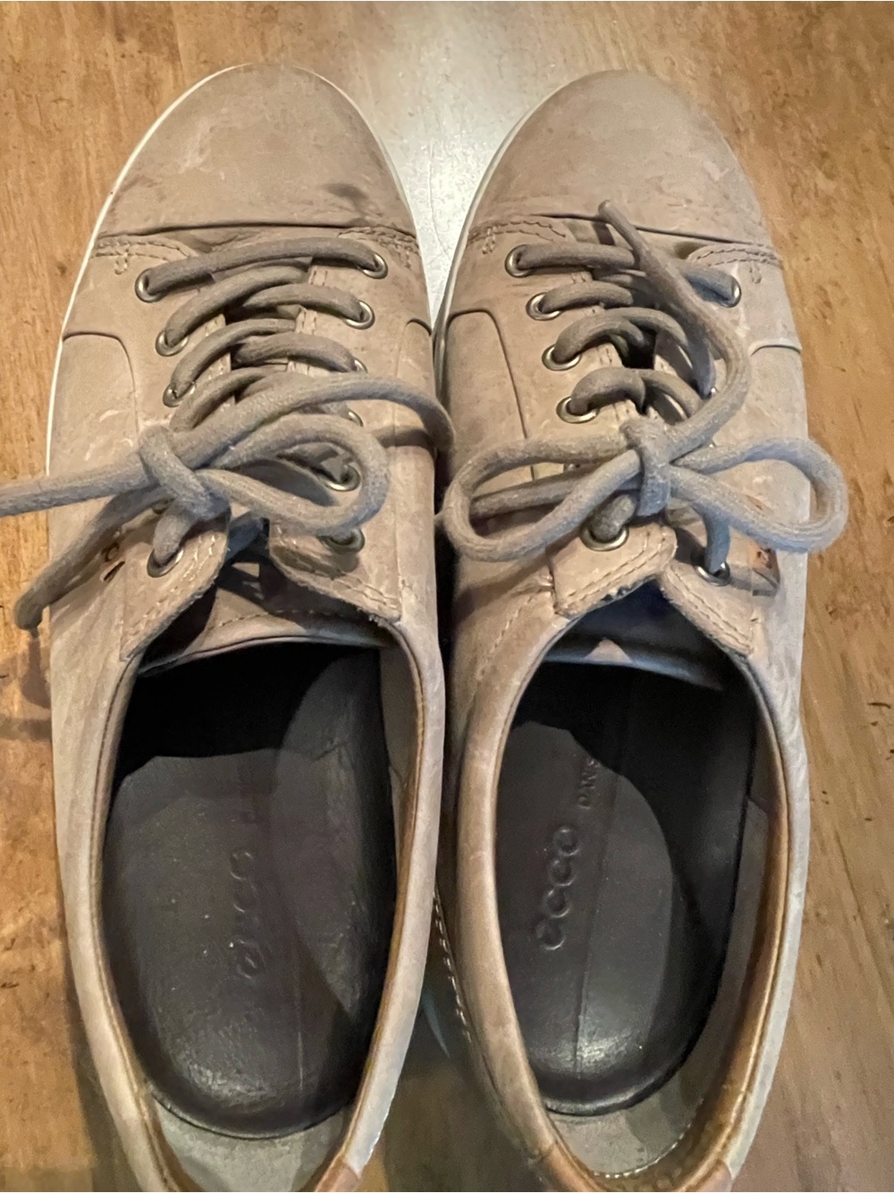 Ecco Men's Taupe Leather Lace-Up Sneakers - Picture 4 of 7
